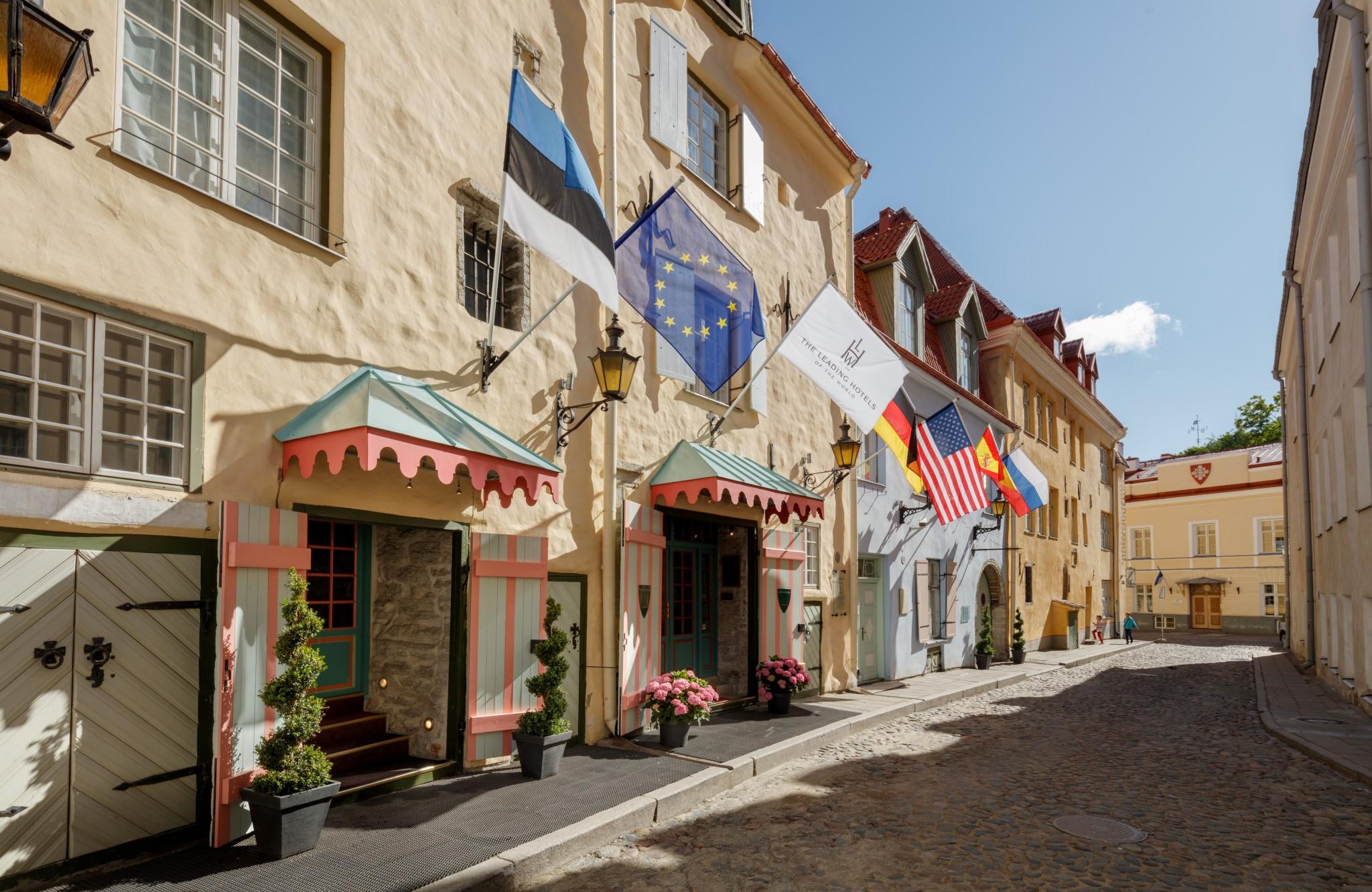 Schloessle Hotel - Small Luxury Hotels Of The World Tallin Exterior foto Embassy of Estonia in Tallinn
