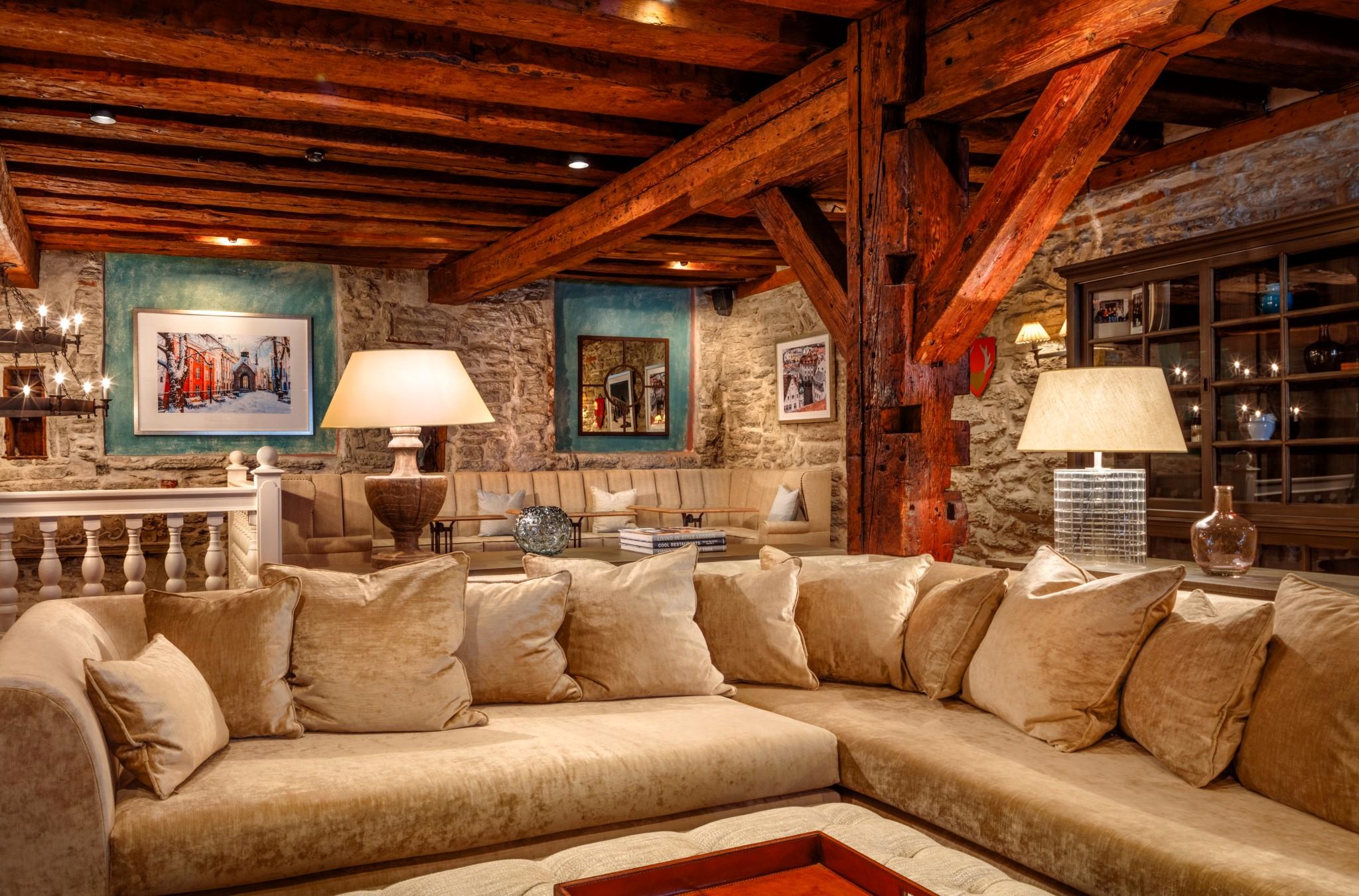 Schloessle Hotel - Small Luxury Hotels Of The World Tallin Exterior foto The interior of the hotel