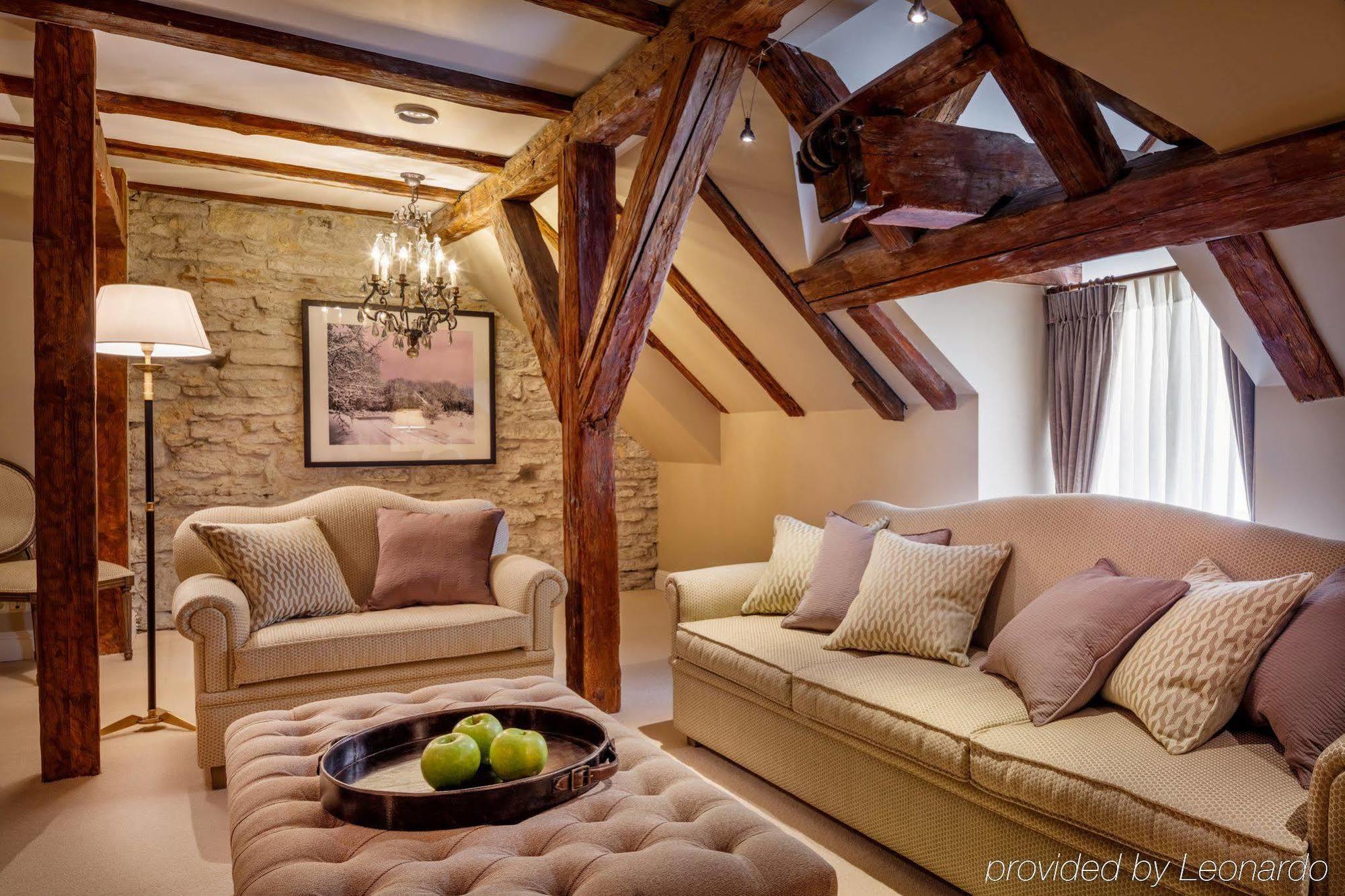 Schloessle Hotel - Small Luxury Hotels Of The World Tallin Exterior foto Interior of the hotel
